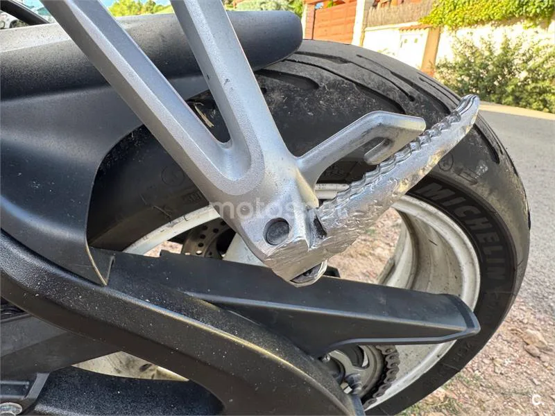 Suzuki GSX-R600 - Vista 9