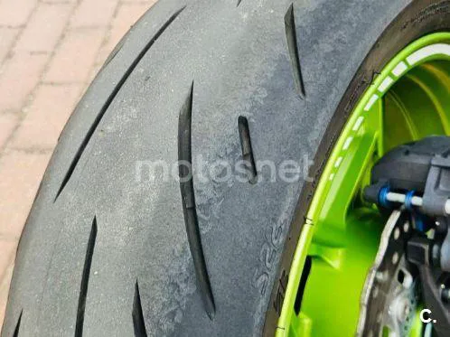 Kawasaki Z900 - Vista 12
