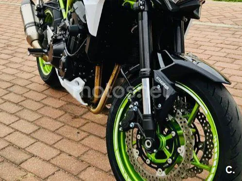 Kawasaki Z900 - Vista 7