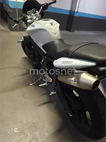 Triumph Street Triple - Vista 5