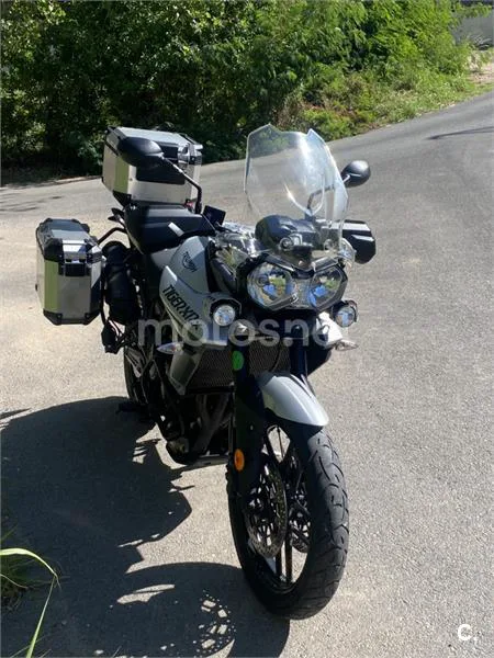 Triumph Tiger 800 XR - Vista 3