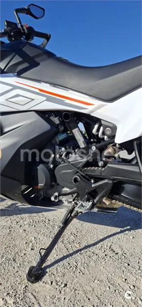 KTM 790 Adventure - Vista 15