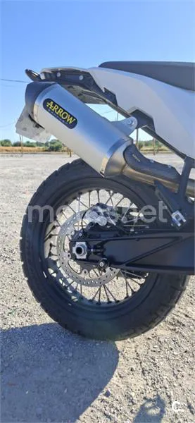 KTM 790 Adventure - Vista 6