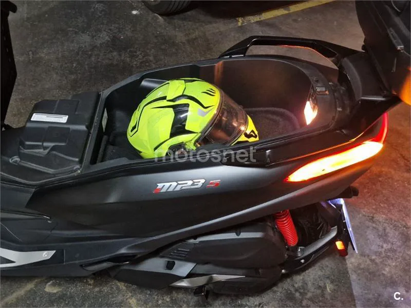 Piaggio MP3 400 Sport - Vista 14