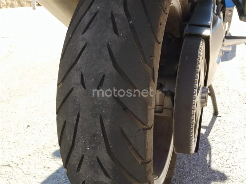 BMW F 800 ST - Vista 6
