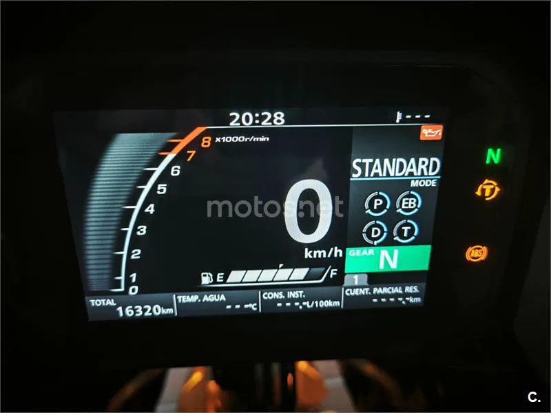 Honda Forza 750 - Vista 12