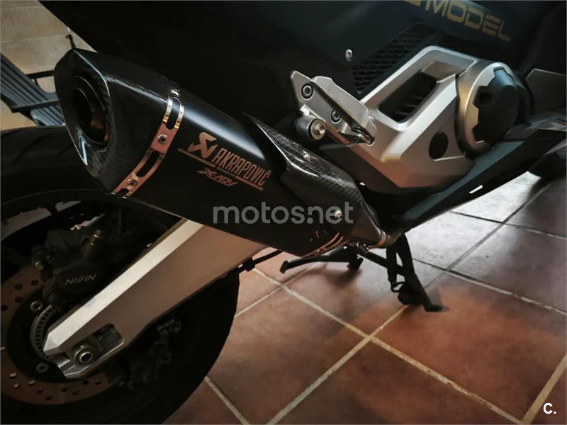 Honda Forza 750 - Vista 14