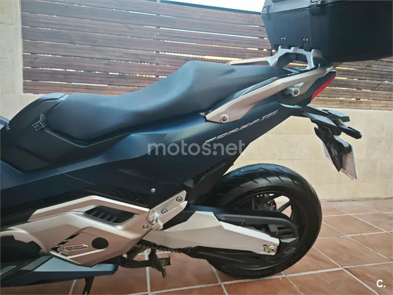 Honda Forza 750 - Vista 6