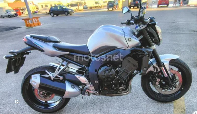 Yamaha FZ1 4900 € 2008 Cádiz - 2