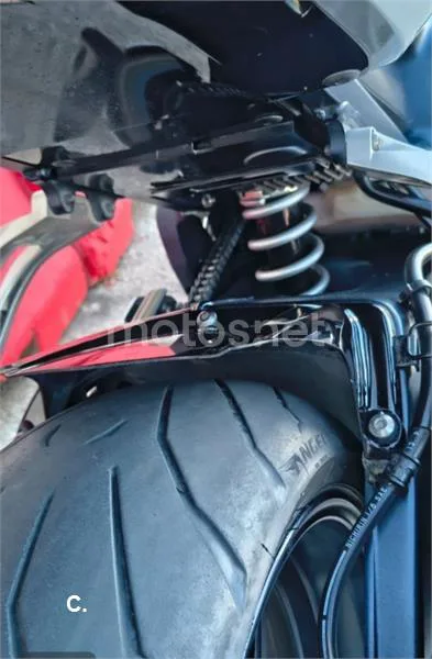Yamaha FZ1 - Vista 3