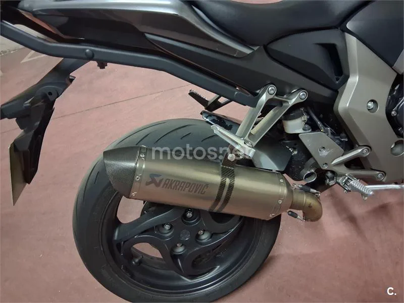 Honda CB1000R - Vista 6