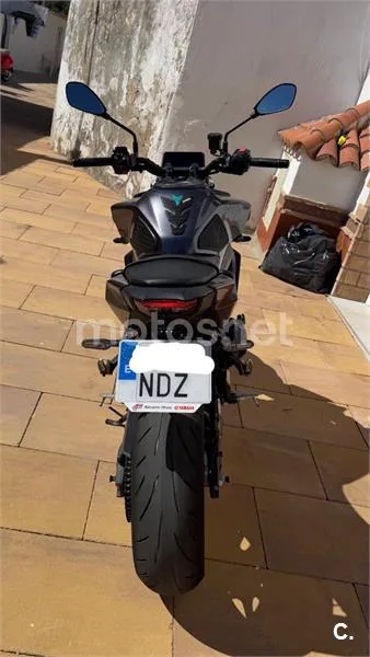 Yamaha MT-09 - Vista 3