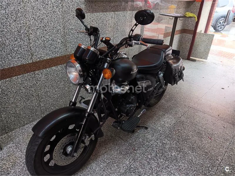 Keeway Superlight 125 - Vista 4