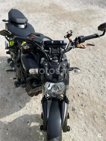 Yamaha MT-07 - Vista 3