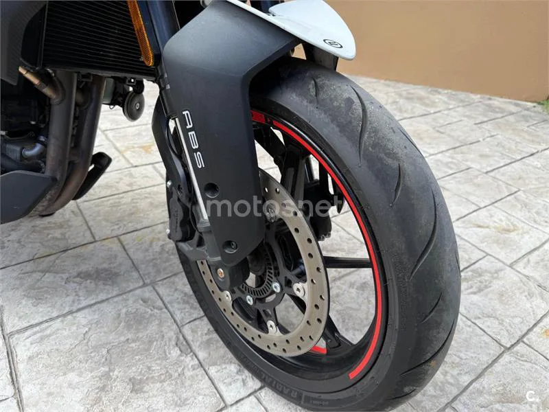 CFMOTO 450NK - Vista 13