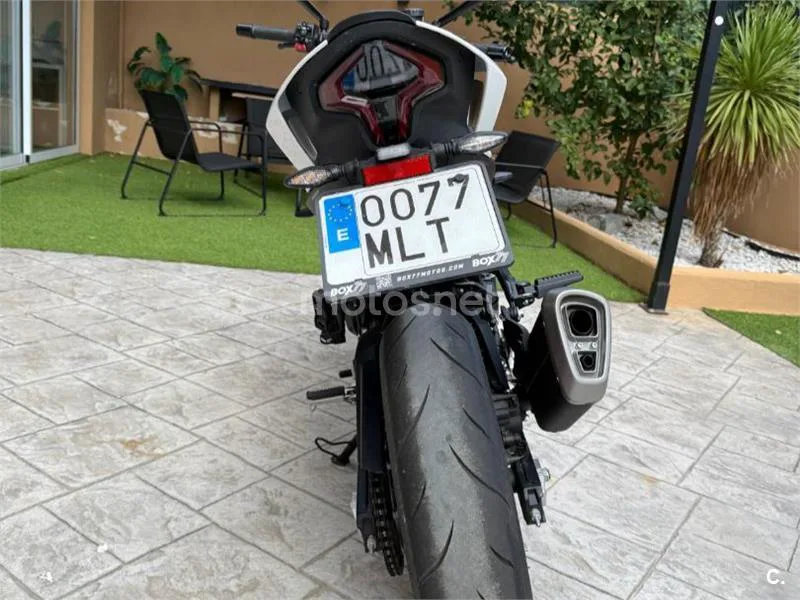 CFMOTO 450NK - Vista 7