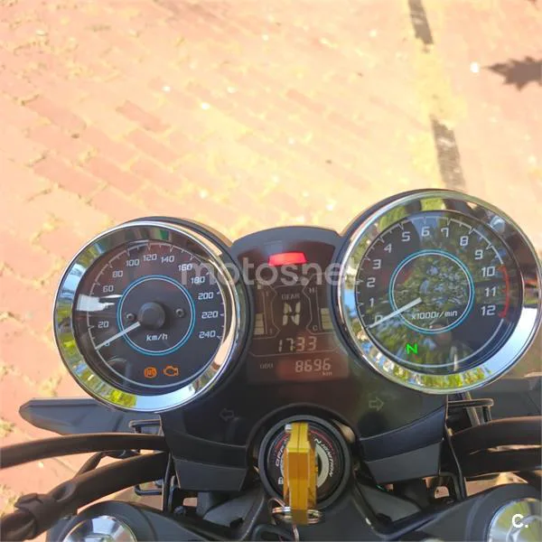 Kawasaki Z650 - Vista 5