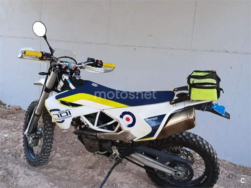 Husqvarna 701 Enduro - Vista 3