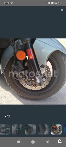 Kawasaki J300 - Vista 5