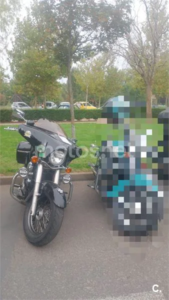 Kawasaki VN900 Classic - Vista 5