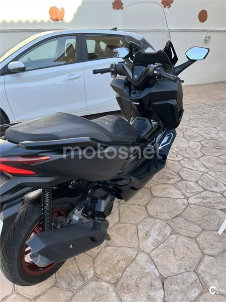 Honda Forza 125 - Vista 6