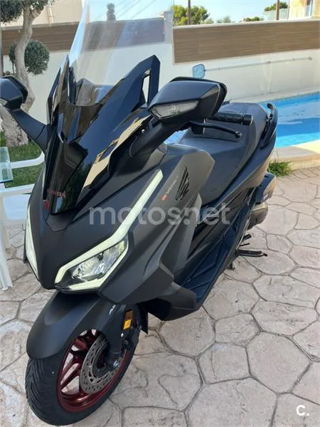 Honda Forza 125 - Vista 7