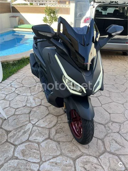 Honda Forza 125 - Vista 9