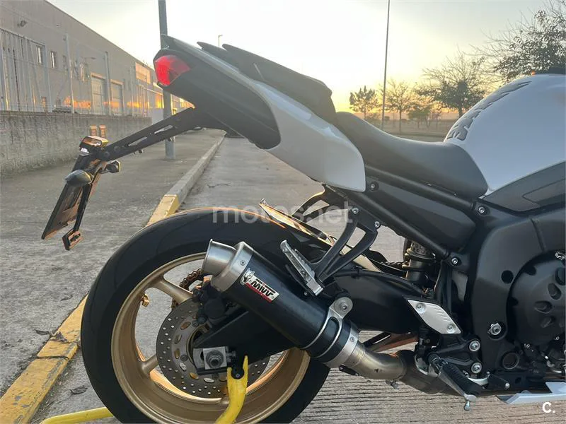 Yamaha Fazer 8 - Vista 8