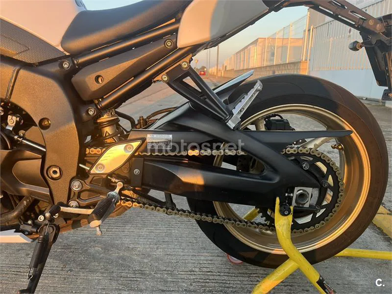 Yamaha Fazer 8 - Vista 9