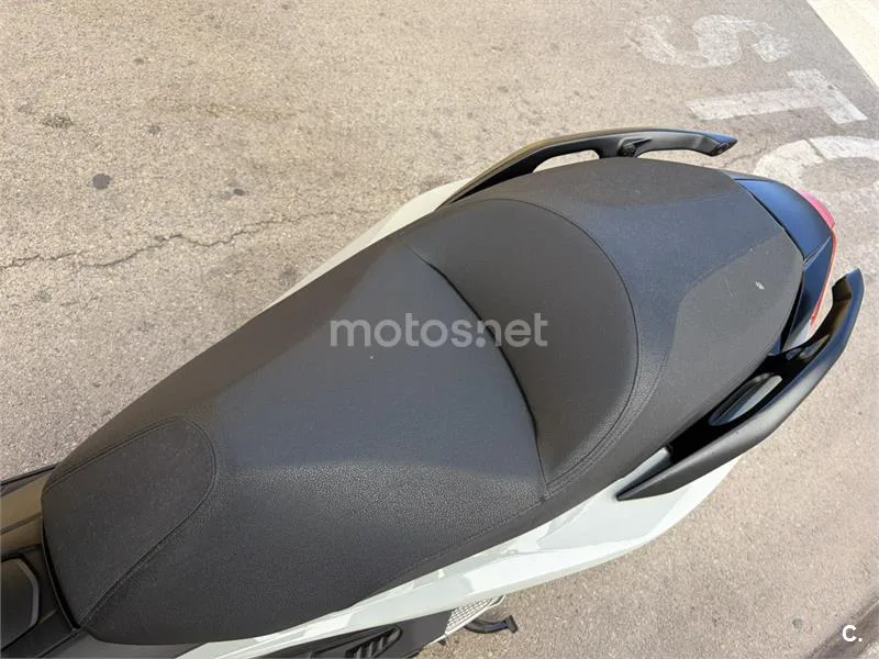 Honda Forza 125 - Vista 6