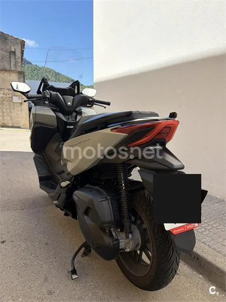 Honda Forza 125 - Vista 8