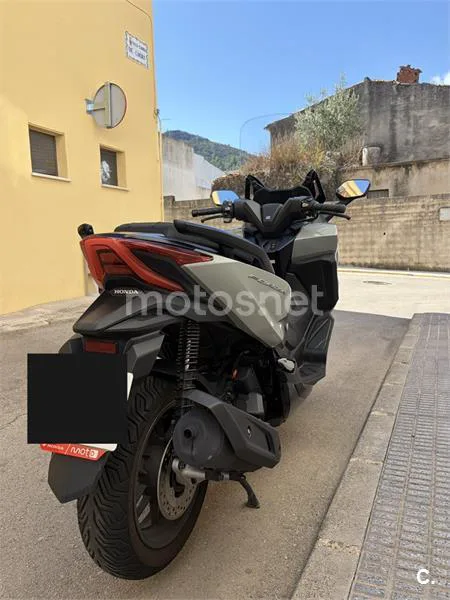 Honda Forza 125 - Vista 9