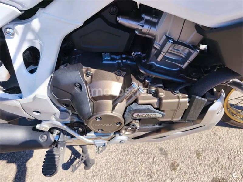 Honda CRF1100L Africa Twin - Vista 16
