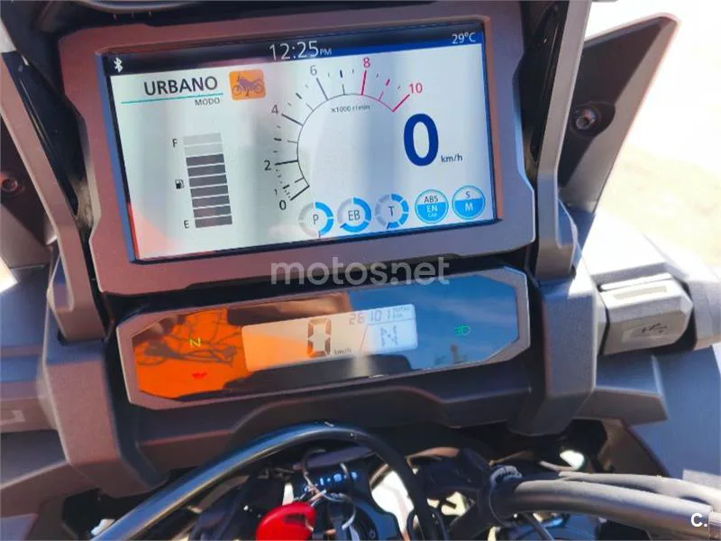 Honda CRF1100L Africa Twin - Vista 4