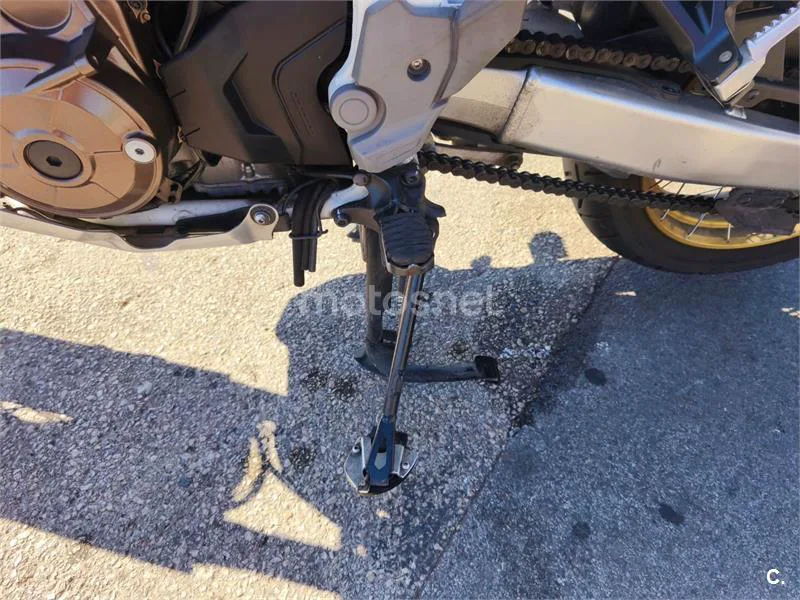 Honda CRF1100L Africa Twin - Vista 10
