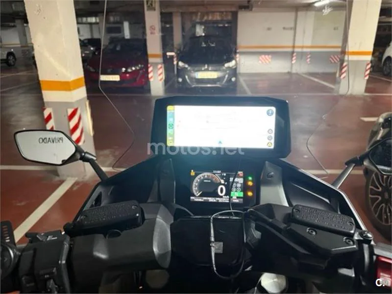 Honda Forza 750 - Vista 7