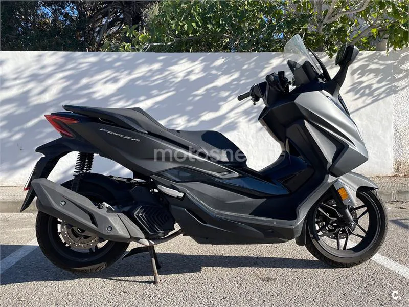 Honda Forza 125 - Vista 3