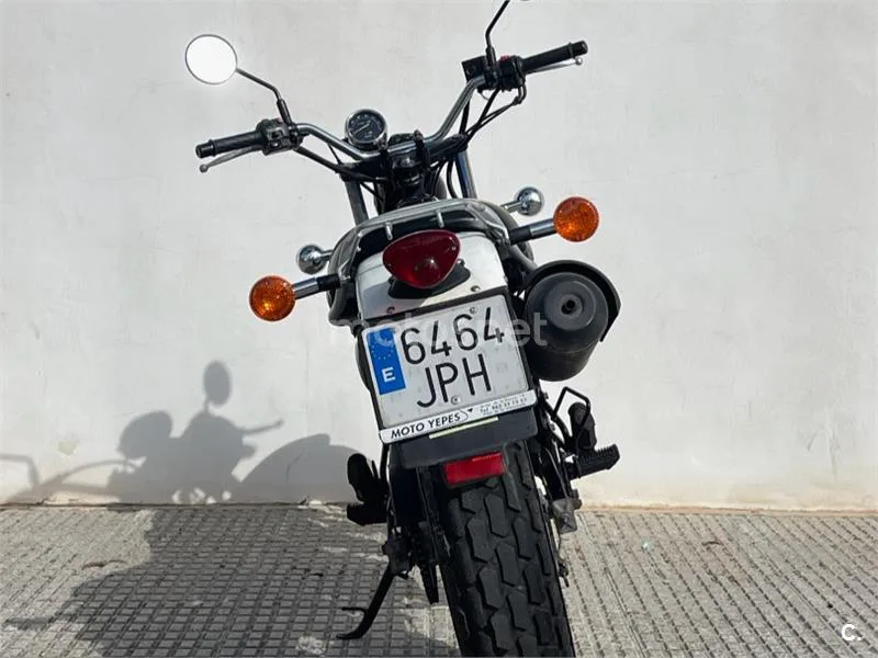 Suzuki VanVan 125 - Vista 5