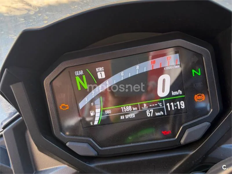 Kawasaki Ninja 650 - Vista 4