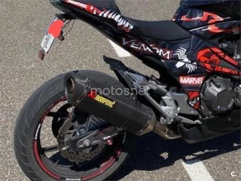Kawasaki Z800 - Vista 5