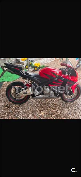 Honda CBR600RR - Vista 3