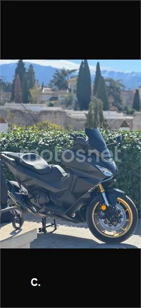 Honda Forza 750 9950 € 2024 Granada - 1