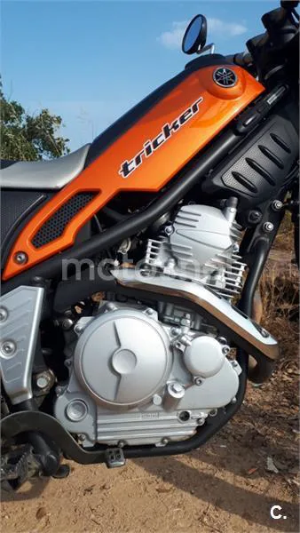 Yamaha Tricker - Vista 7