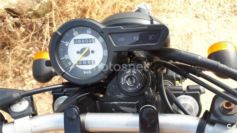 Yamaha Tricker - Vista 10