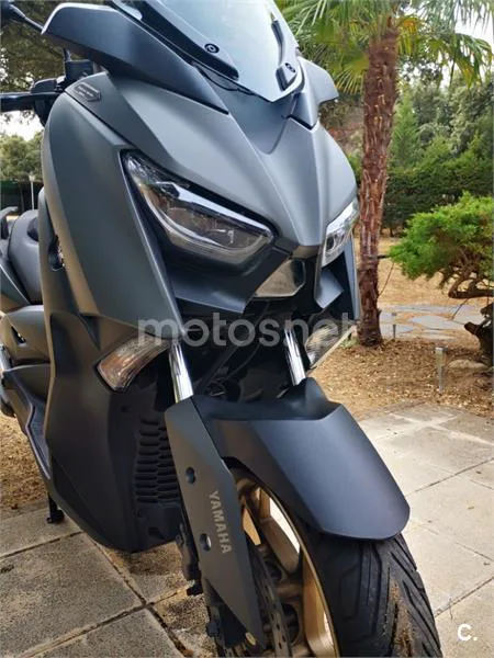 Yamaha XMAX 300 - Vista 7