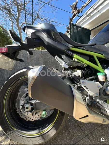 Kawasaki Z900 - Vista 6
