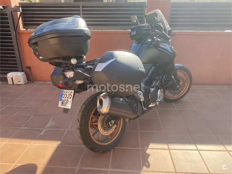 Suzuki V-Strom 1050 - Vista 9