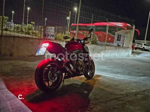 Honda CB650R - Vista 6