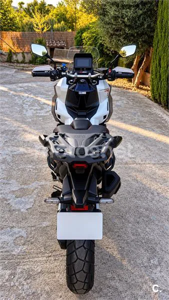 Honda X-ADV - Vista 5