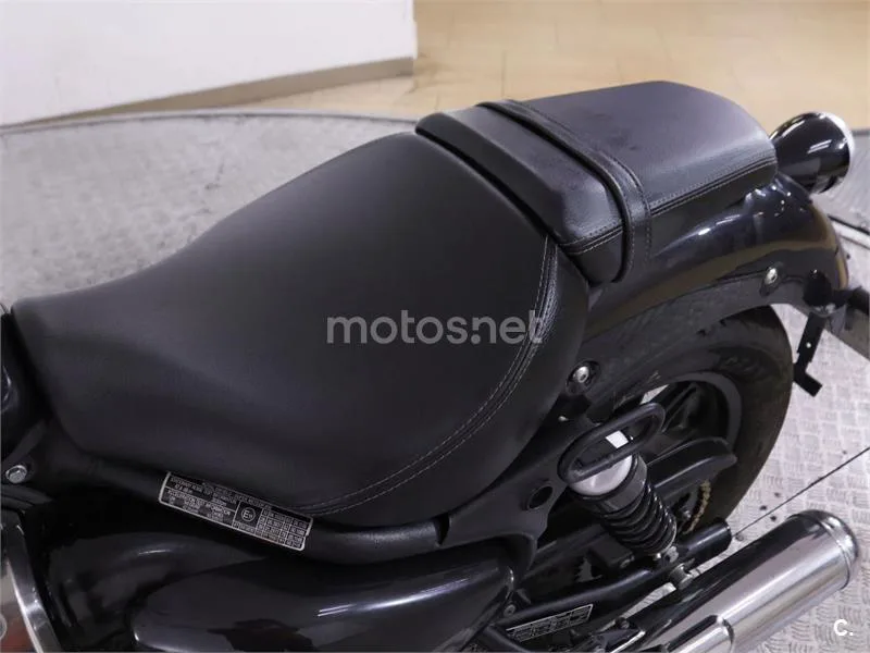 Royal Enfield Super Meteor 650 - Vista 4